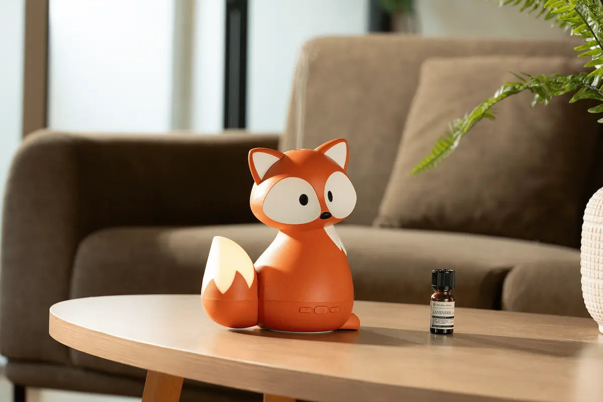 Aromaterapinis Lapės difuzorius su melodijomis ir LED šviesa